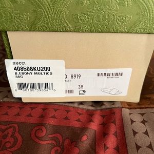 Gucci Pursuit Bloom Flat Slide, size 38/8. Excellent conditions.